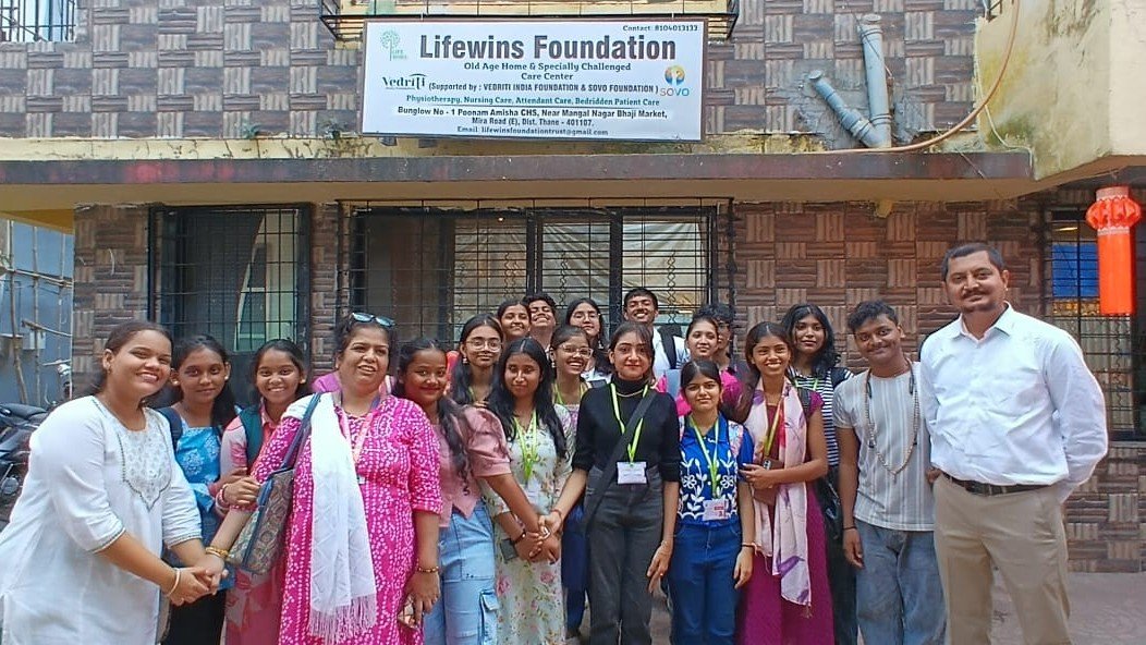 Visit to Astha Old Age Home