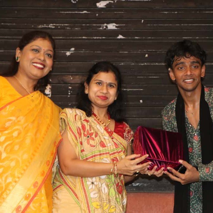 CEEP Lights Up Campus with Dazzling Raas Malhaar Garba Night