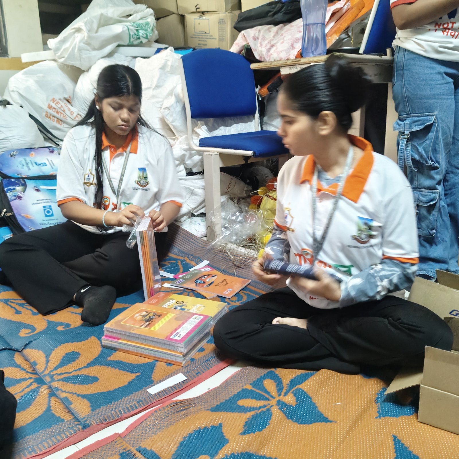 Aashaiyen Kit Packing – A Step Towards Educational Support